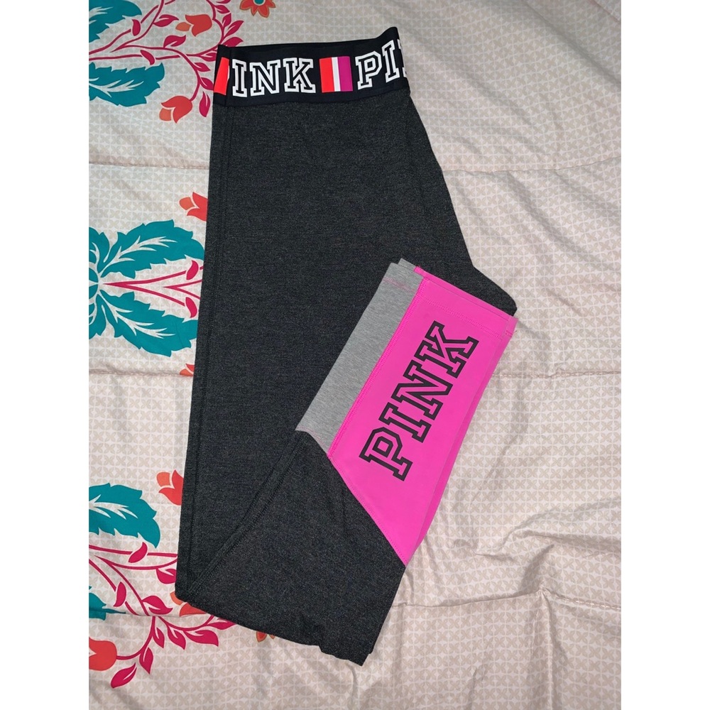 Pink leggings 💕